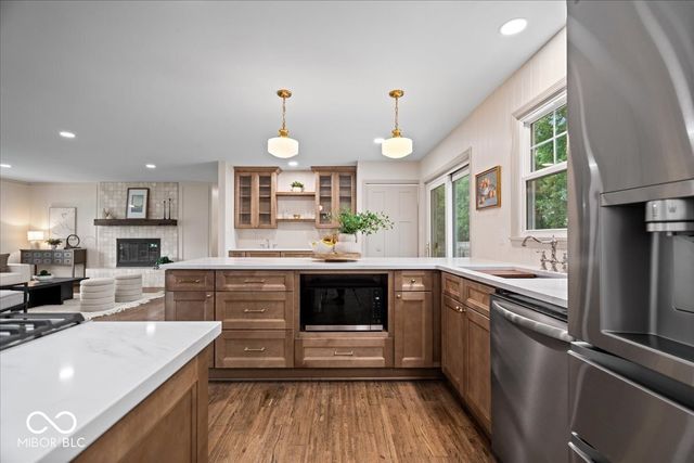 5314 Shorewood Drive, Indianapolis, IN 46220