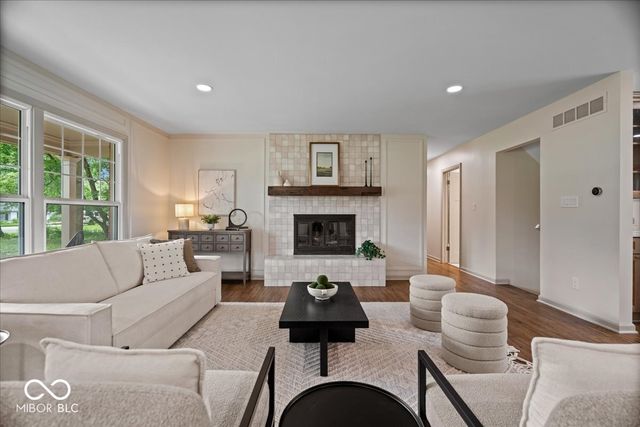 5314 Shorewood Drive, Indianapolis, IN 46220
