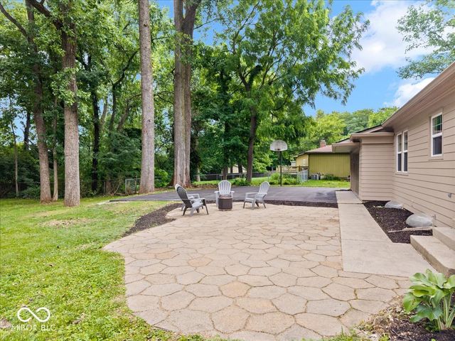5314 Shorewood Drive, Indianapolis, IN 46220