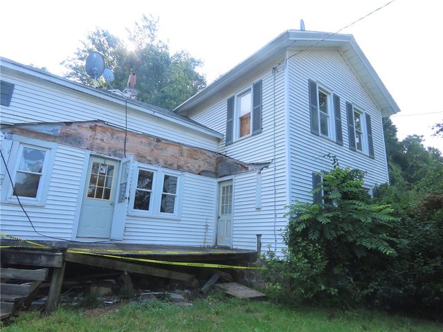 3065 Middle Sodus Road, Lyons, NY 14489