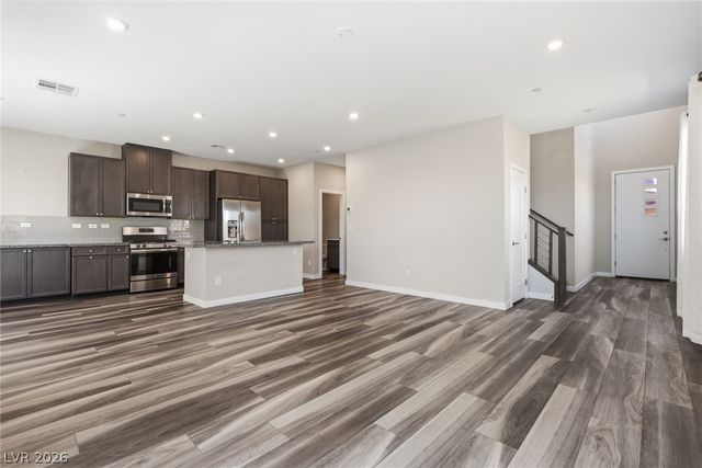 9254 Desert Pearl Avenue, Las Vegas, NV 89148