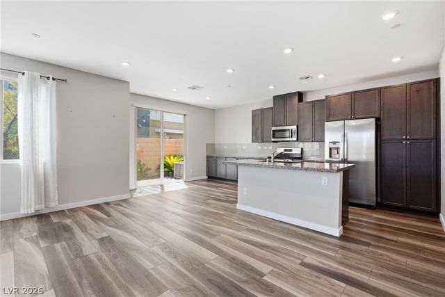 9254 Desert Pearl Avenue, Las Vegas, NV 89148