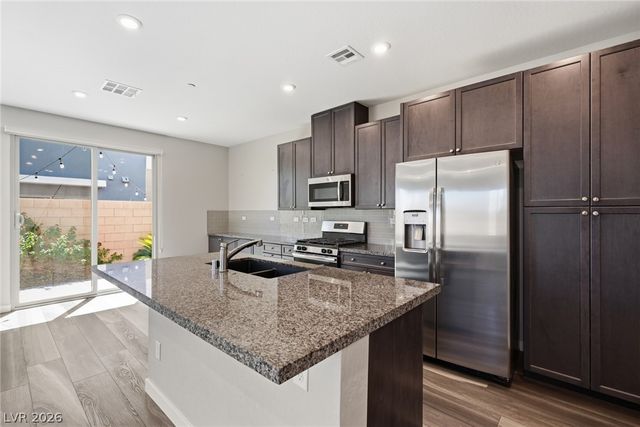9254 Desert Pearl Avenue, Las Vegas, NV 89148