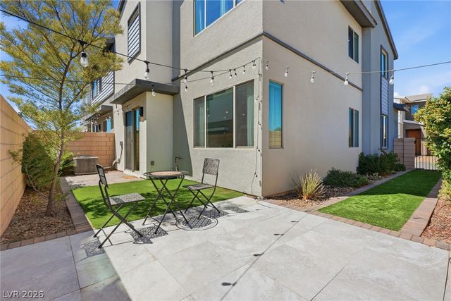 9254 Desert Pearl Avenue, Las Vegas, NV 89148