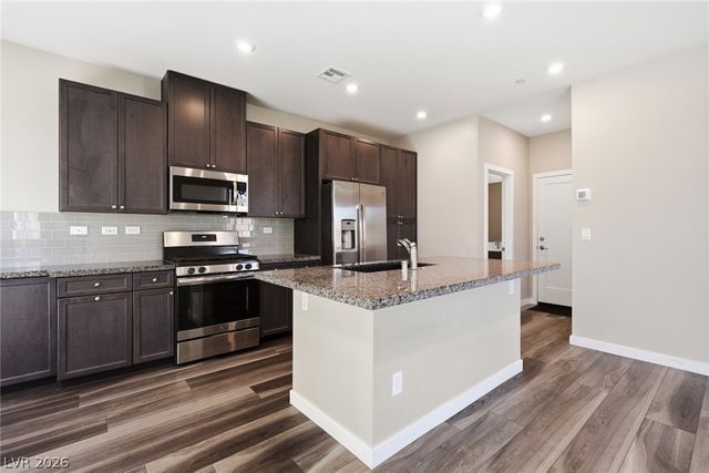 9254 Desert Pearl Avenue, Las Vegas, NV 89148