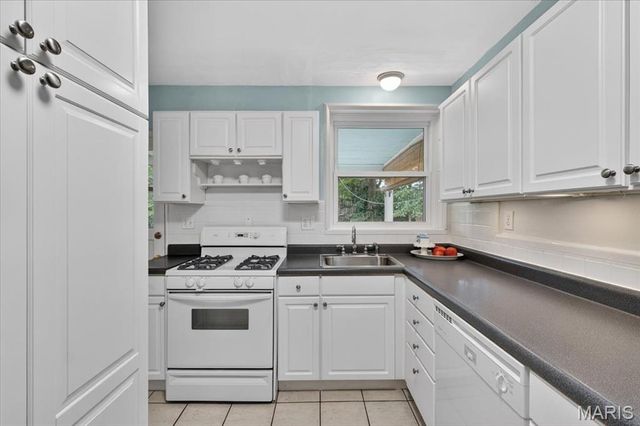 7730 Balson Avenue, University City, MO 63130