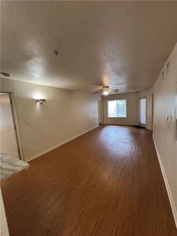 515 Southwest Parkway 103, College Station, TX 77840