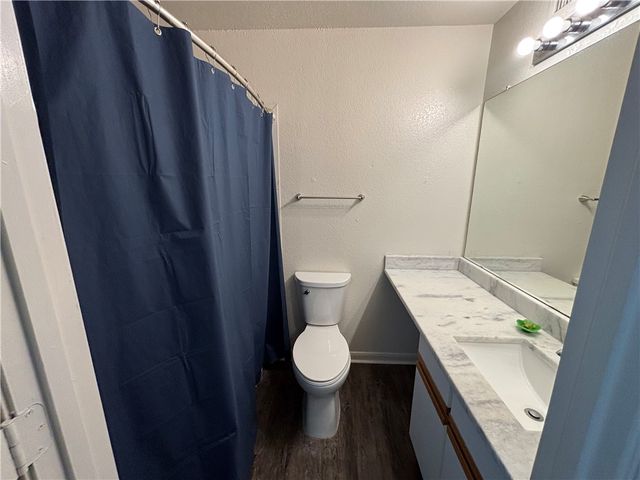 515 Southwest Parkway 103, College Station, TX 77840