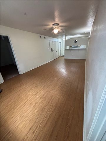 515 Southwest Parkway 103, College Station, TX 77840