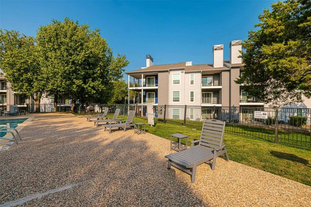 2430 Cromwell CIR 0412, Austin, TX 78741