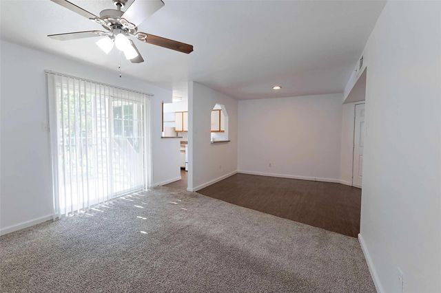 2430 Cromwell CIR 0412, Austin, TX 78741