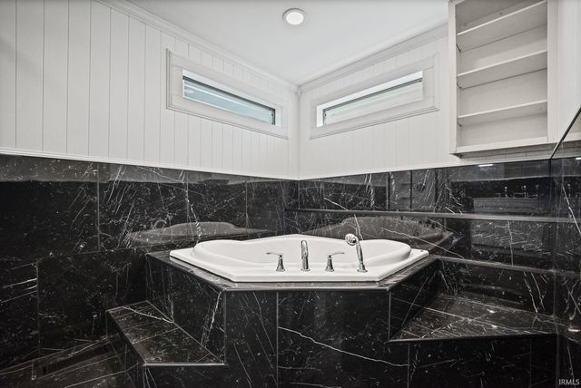 3975 N Hamilton Road, Mulberry, IN 46058