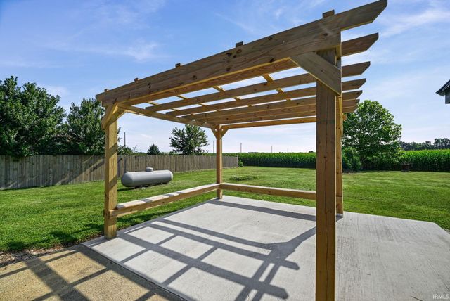 3975 N Hamilton Road, Mulberry, IN 46058