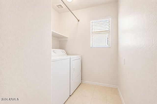 9591 N 82ND Lane, Peoria, AZ 85345