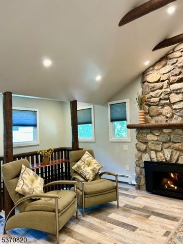 37 Highland Rd, Bloomingdale Boro, NJ 07403