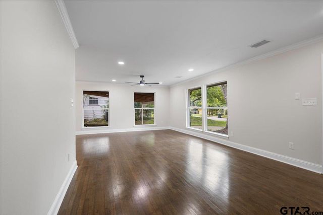 1118 W Camellia St, Tyler, TX 75701