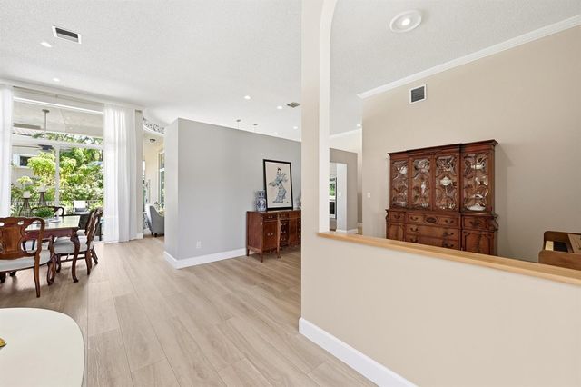 4942 NW 110th Way, Coral Springs, FL 33076