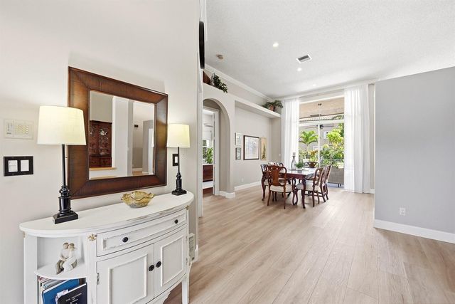 4942 NW 110th Way, Coral Springs, FL 33076