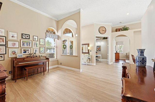 4942 NW 110th Way, Coral Springs, FL 33076