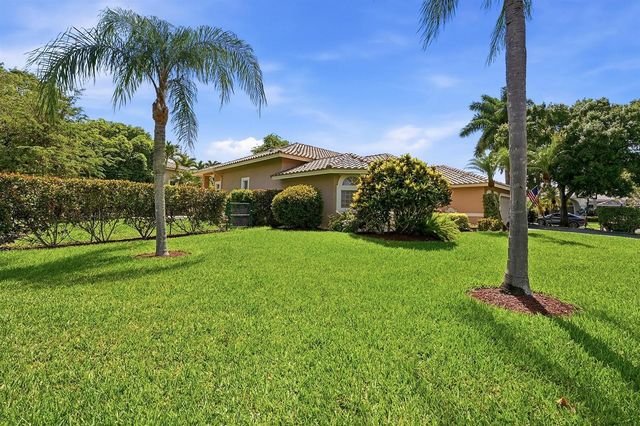 4942 NW 110th Way, Coral Springs, FL 33076