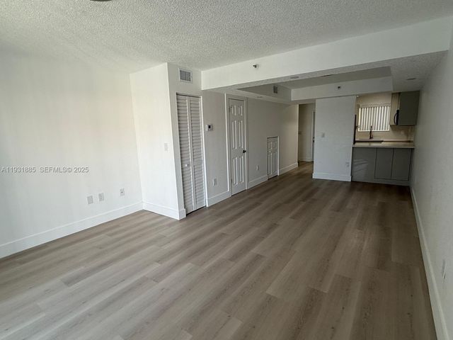 7835 W 30th Ct G-210, Hialeah, FL 33018