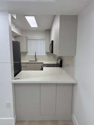 7835 W 30th Ct G-210, Hialeah, FL 33018