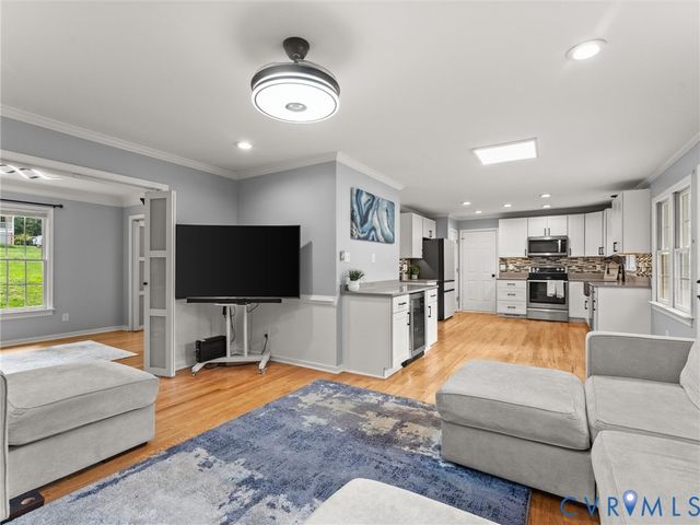 12412 Hillcreek Ct, Midlothian, VA 23112