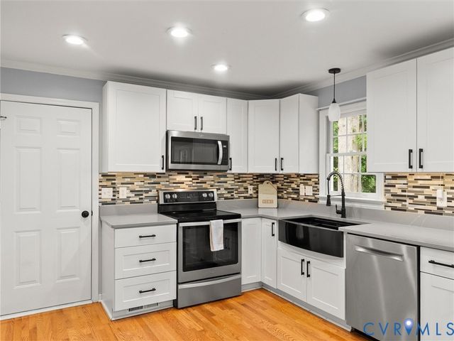 12412 Hillcreek Ct, Midlothian, VA 23112