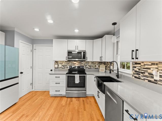 12412 Hillcreek Ct, Midlothian, VA 23112