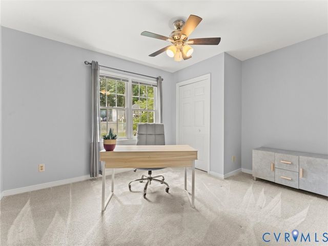 12412 Hillcreek Ct, Midlothian, VA 23112