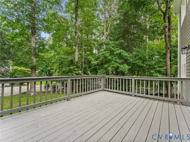 12412 Hillcreek Ct, Midlothian, VA 23112