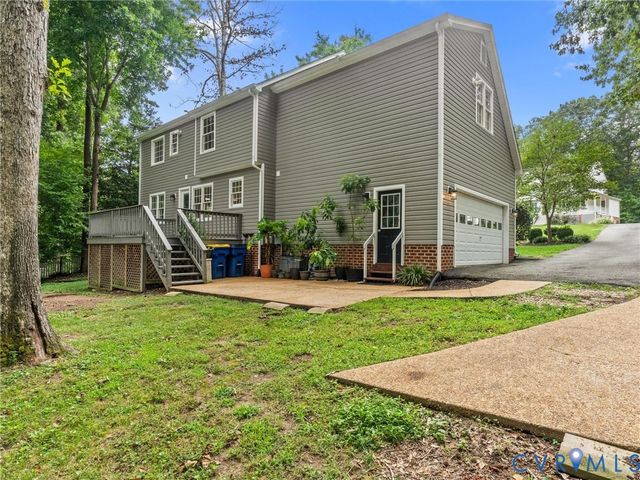 12412 Hillcreek Ct, Midlothian, VA 23112