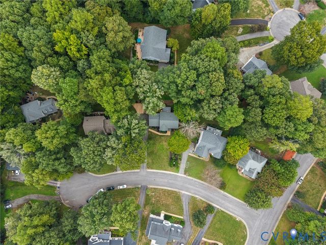 12412 Hillcreek Ct, Midlothian, VA 23112