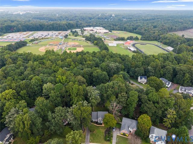 12412 Hillcreek Ct, Midlothian, VA 23112