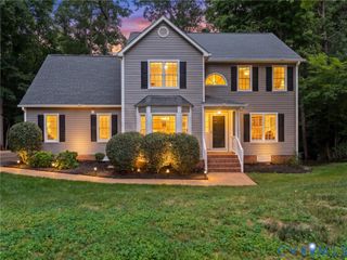 12412 Hillcreek Ct, Midlothian, VA 23112