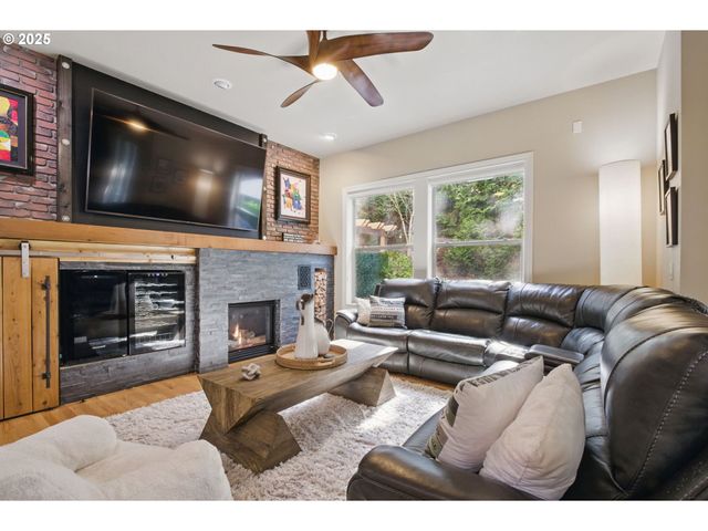 4323 Se 178TH Pl, Vancouver, WA 98683