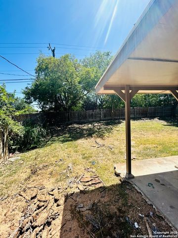 14810 Ridge Hill Dr., San Antonio, TX 78233