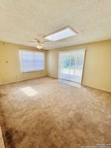 14810 Ridge Hill Dr., San Antonio, TX 78233