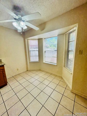 14810 Ridge Hill Dr., San Antonio, TX 78233