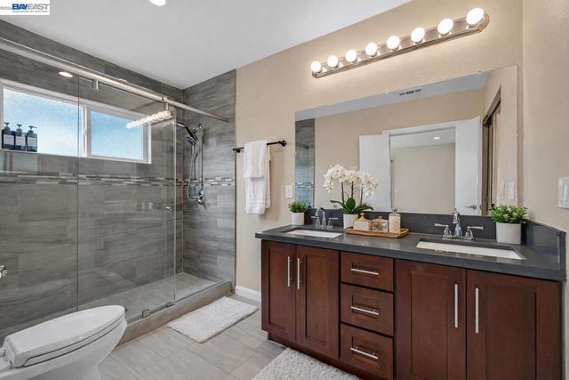 3710 Smith St, Union City, CA 94587