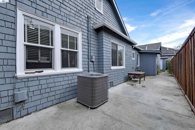 3710 Smith St, Union City, CA 94587