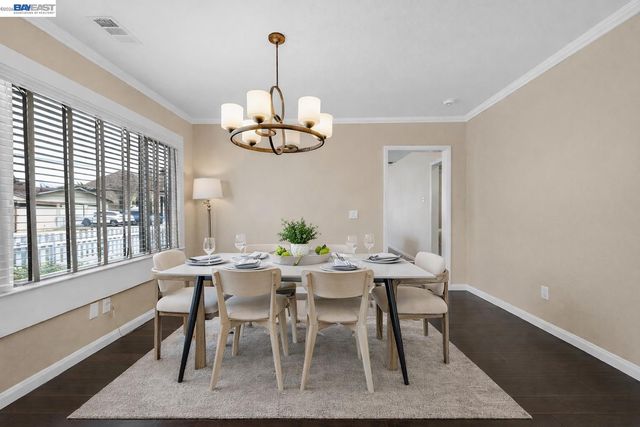 3710 Smith St, Union City, CA 94587