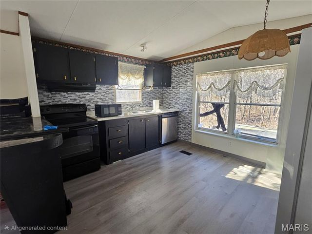 21255 Laramie Road, St Robert, MO 65584