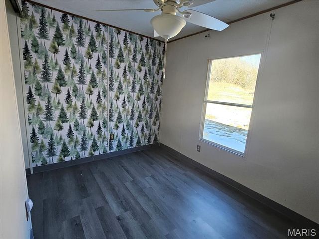 21255 Laramie Road, St Robert, MO 65584