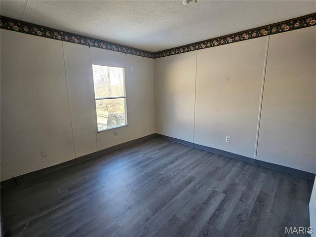 21255 Laramie Road, St Robert, MO 65584