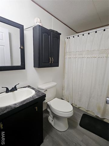 21255 Laramie Road, St Robert, MO 65584