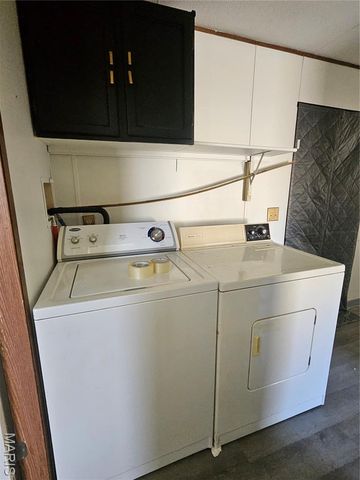 21255 Laramie Road, St Robert, MO 65584