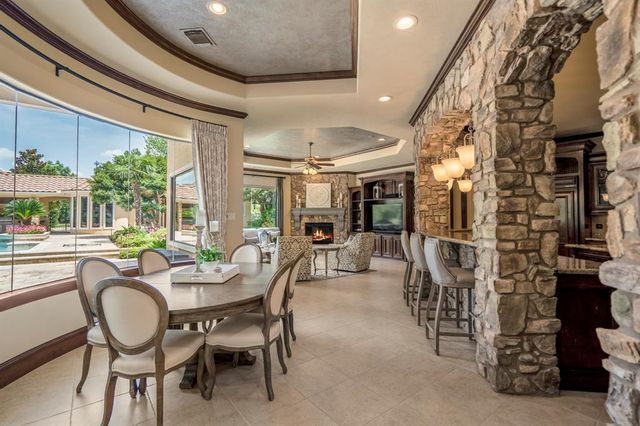 102 Lake Sterling Gate Drive, Spring, TX 77379