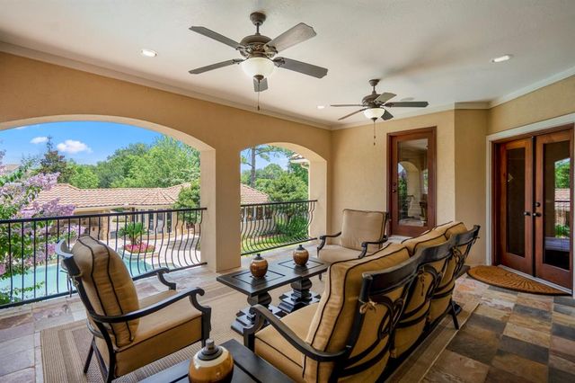102 Lake Sterling Gate Drive, Spring, TX 77379