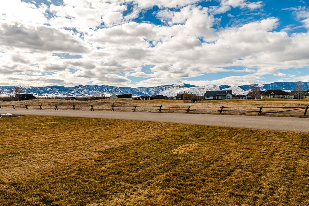 8 Buckskin Drive, Sheridan, WY 82801 photo 4